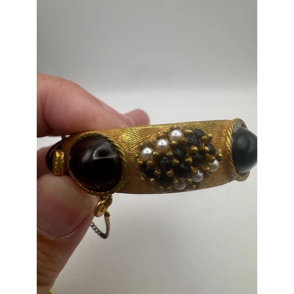 Vintage Original by Robert Bracelet Gold Tone Black Cabochon Clamper Cuff
